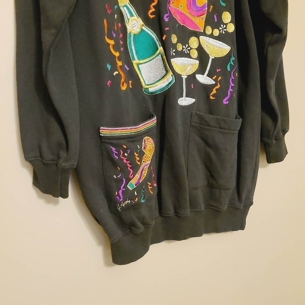 J. Renee | Vintage V-Neck Festive Art to Wear Embroidered Sweatshirt (One Size) - Picture 7 of 14